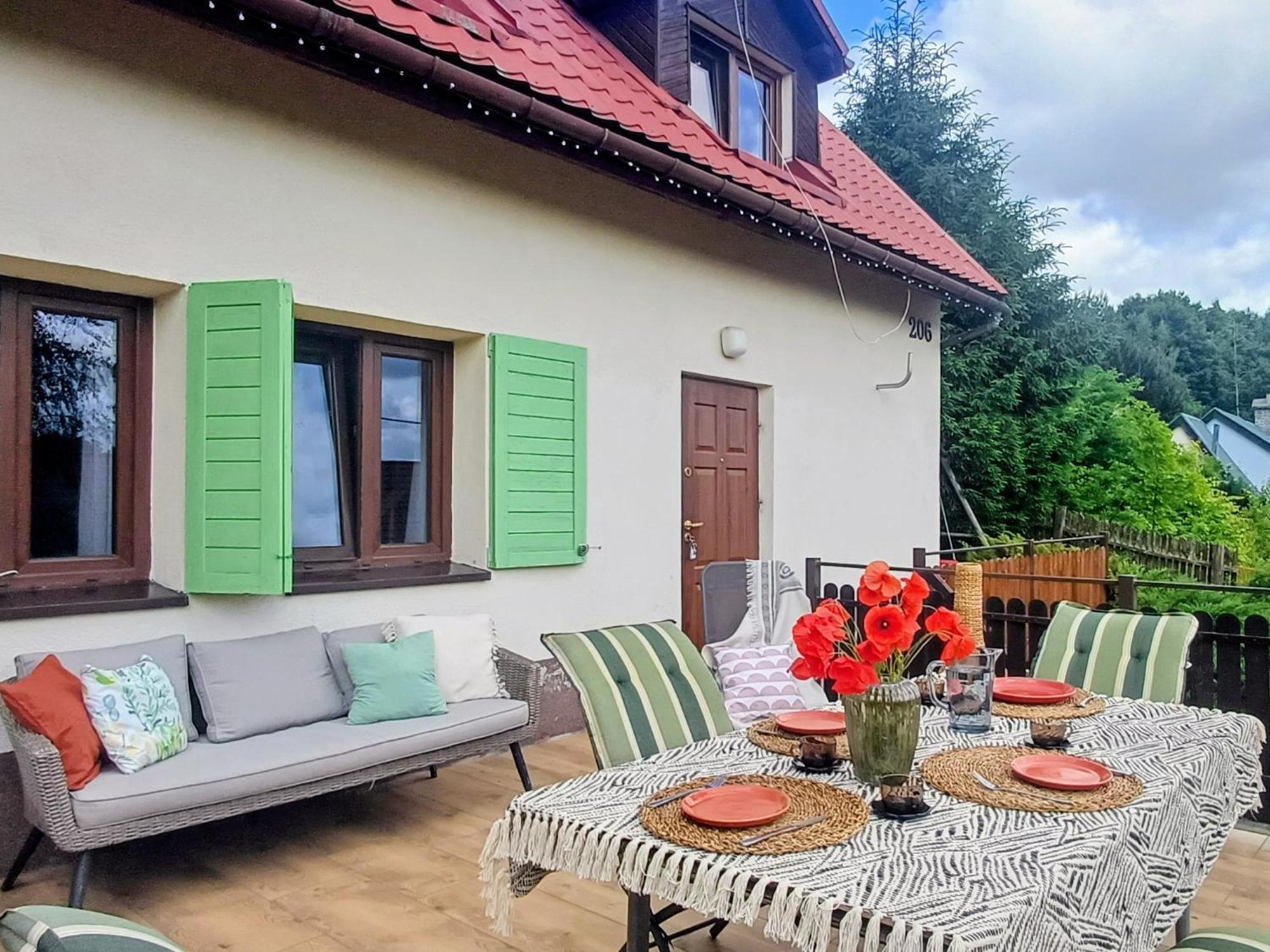Holiday home Dom Na Skarpie Z Widokiem Na Jezioro, Z Kominkiem I Garazem